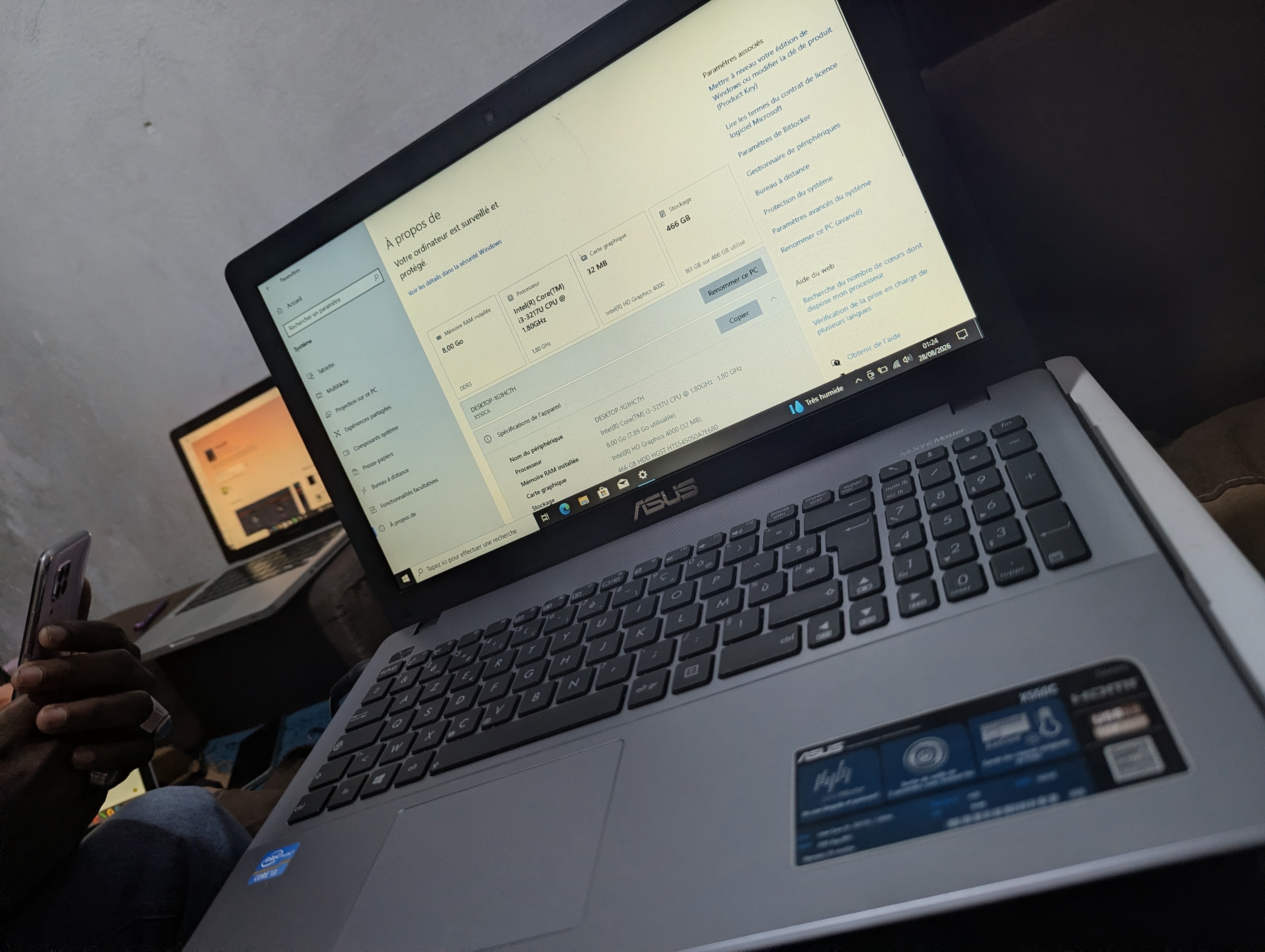 Détail Asus X550